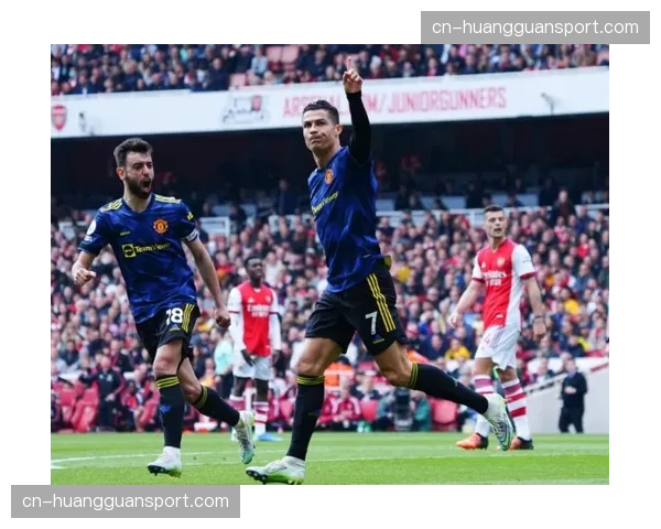 基莱斯精妙兜射连场破门，津门虎1-0领先泰山